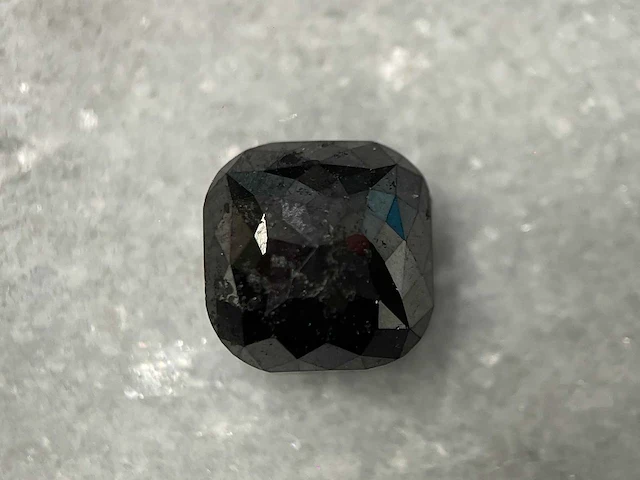 Diamant zwart 4.01 ct - afbeelding 4 van  5