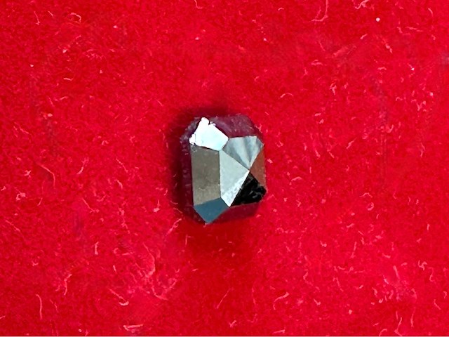 Diamant zwart smaragd vorm 3.44 ct - afbeelding 3 van  4
