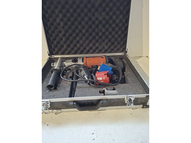 Diamantboormachine - 75mm - 230v carat, a1821n, bouwjaar 2019 - afbeelding 1 van  5