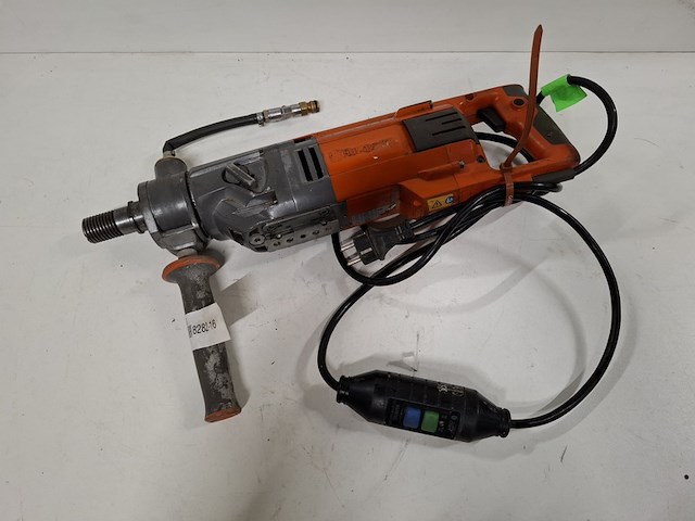 Diamantboormachine 150mm 230v ~ husqvarna, dm220, bouwjaar 2021 - afbeelding 1 van  7