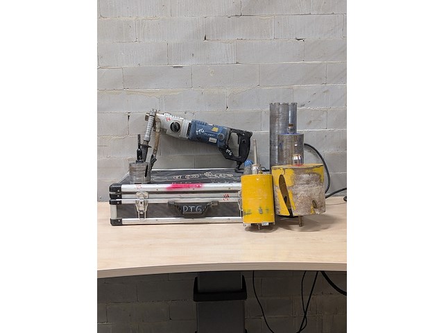 Diamantboormachine met 5x diamantboor, carat, a-1811, 2014 - afbeelding 1 van  15