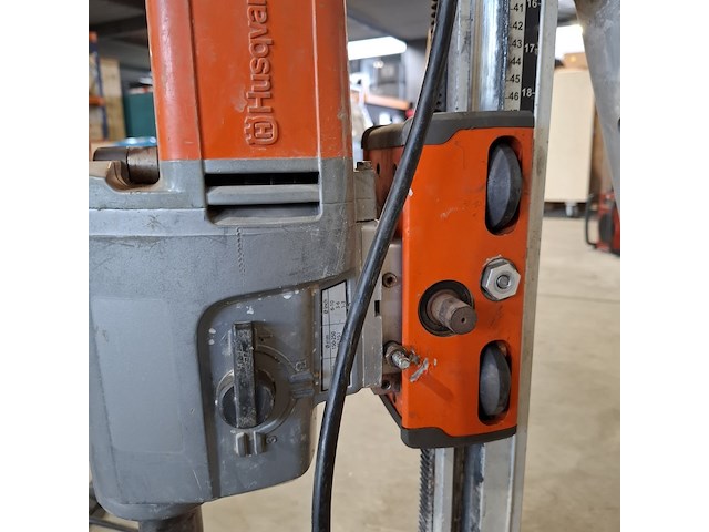 Diamantboormachine met statief 250mm 230v husqvarna, dm280 / ds250, bouwjaar 2017 - afbeelding 2 van  10