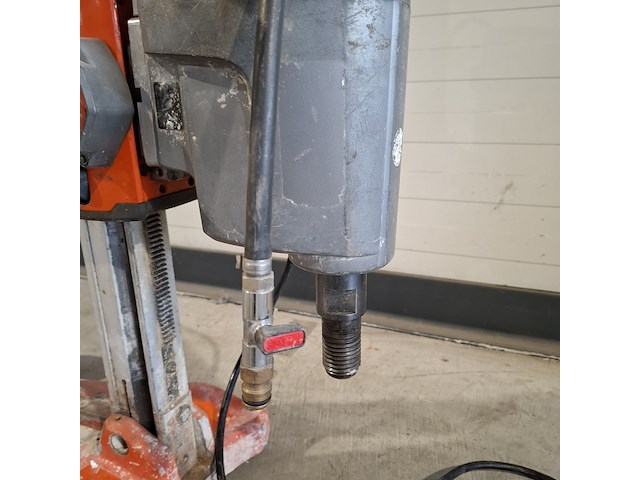 Diamantboormachine met statief 250mm 230v husqvarna, dm280 / ds250, bouwjaar 2017 - afbeelding 5 van  10