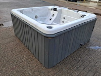 Diamante spa 6 persoons jacuzzi en buitenspa - afbeelding 20 van  30