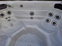 Diamante spa 6 persoons jacuzzi en buitenspa - afbeelding 11 van  30