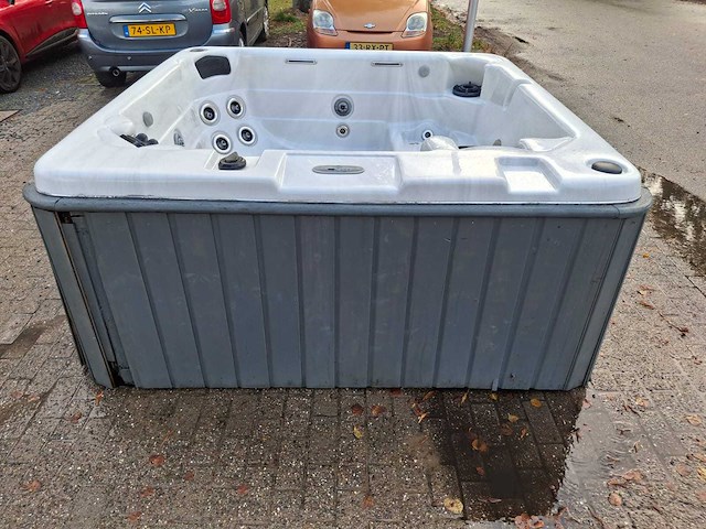 Diamante spa 6 persoons jacuzzi en buitenspa - afbeelding 3 van  30