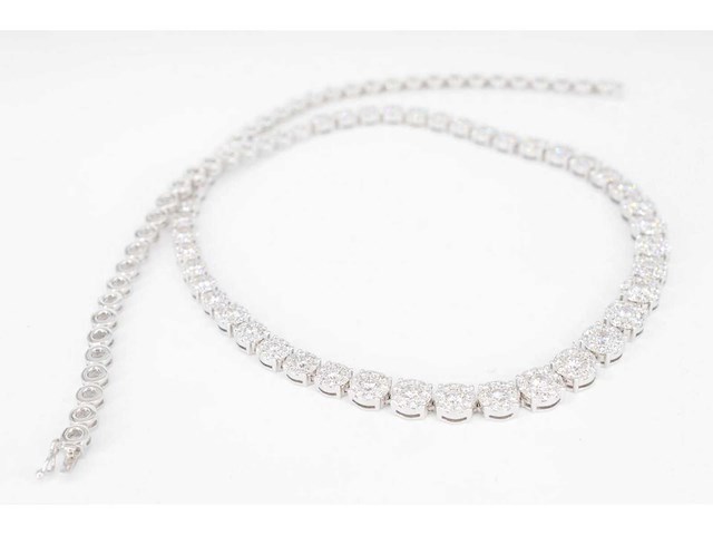 Diamanten collier met diamanten 7.50 carat oplopend in grootte - afbeelding 5 van  6