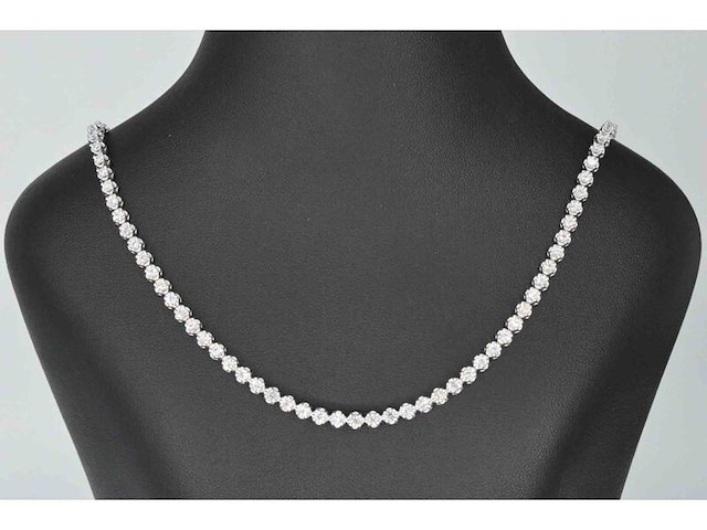 Diamanten tennis collier met 107 briljant geslepen diamanten - afbeelding 1 van  6
