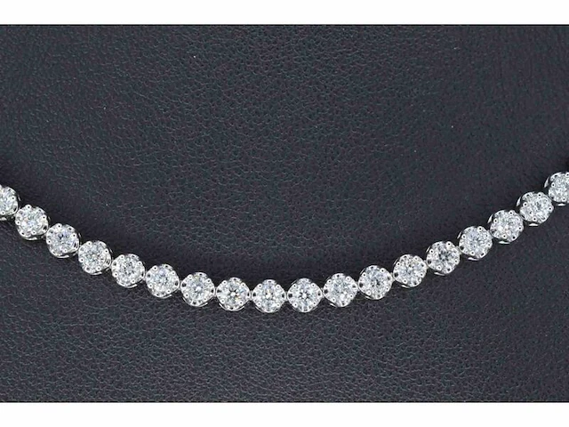 Diamanten tennis collier met 107 briljant geslepen diamanten - afbeelding 3 van  6