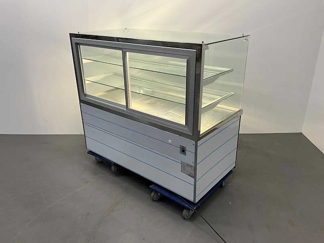 Diamond - dc-150-n-sk-sw - 2023 - presentatievitrine met verlichting (2024) - afbeelding 1 van  3