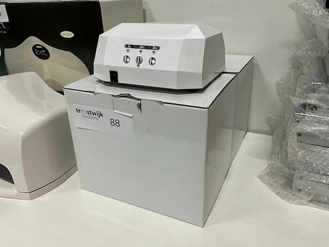 Diamond led lamp 30w (2x) - afbeelding 1 van  5