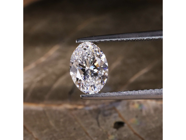 Diamond | oval | 1.10ct ( igi gecertificeerd ) - afbeelding 1 van  7