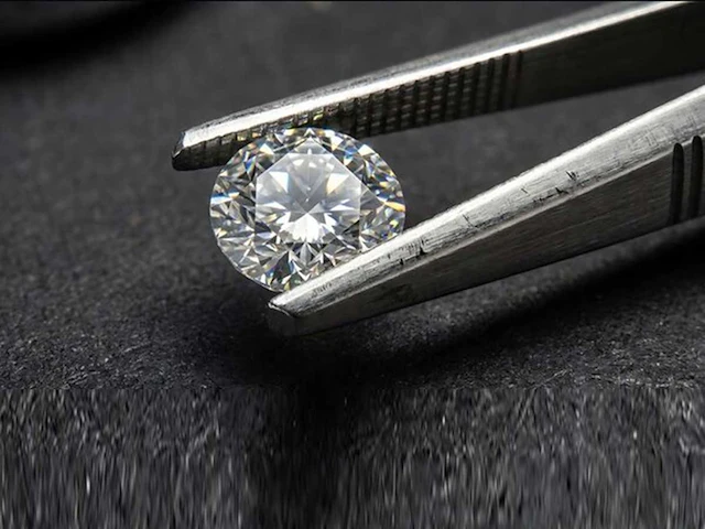 Diamond-ronde 5 ct's - igi gecertificeerd d vvs - afbeelding 1 van  4