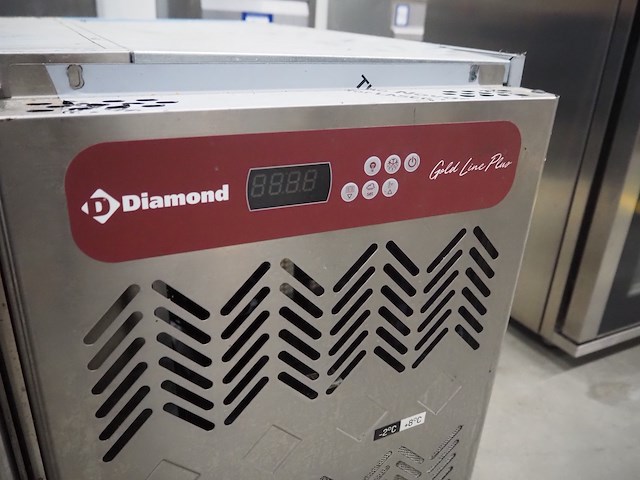 Diamond - afbeelding 10 van  10