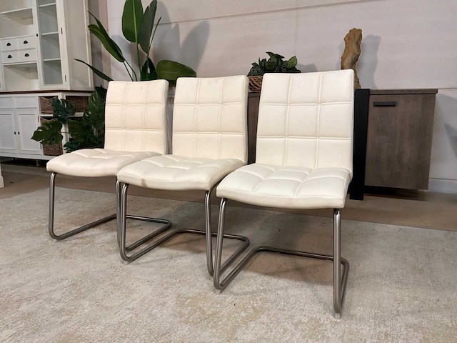 Diana leren eetkamerstoel (3x) - afbeelding 1 van  7