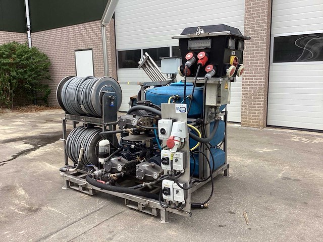 Dibo - 2020 - 3x 30l - mobiele hogedrukreiniger unit - afbeelding 1 van  25