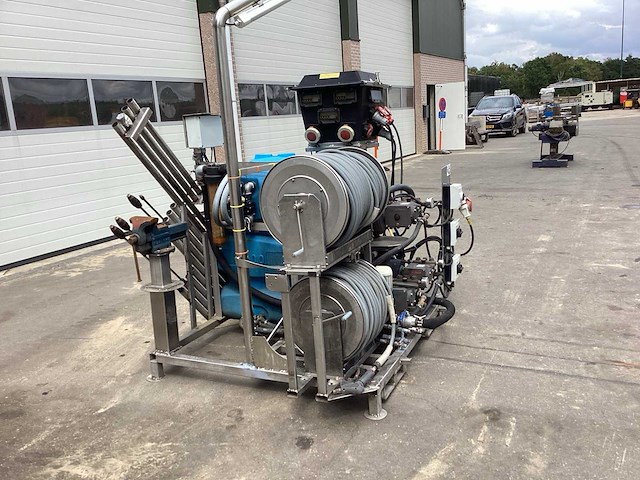 Dibo - 2020 - 3x 30l - mobiele hogedrukreiniger unit - afbeelding 24 van  25