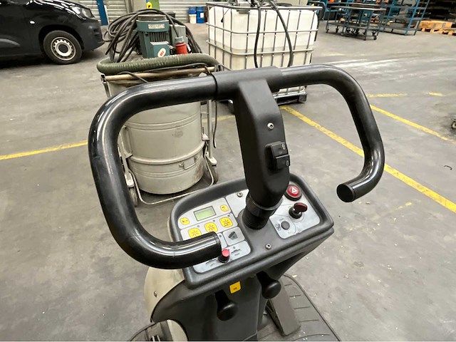 Dibo 1050e veegborstel - afbeelding 14 van  15