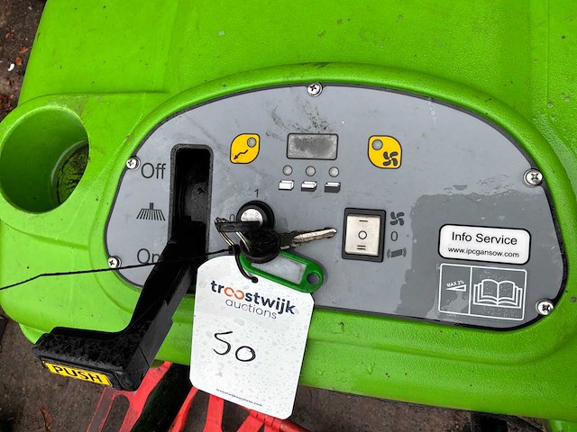 Dibo 512 zelfrijdende veegmachine - afbeelding 5 van  9