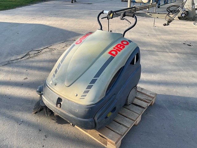 Dibo veegmachine - afbeelding 1 van  7