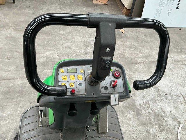 Dibo zelfrijdende veegmachine - afbeelding 6 van  7