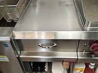 Dicht element met lade, diamond, tafelmodel
