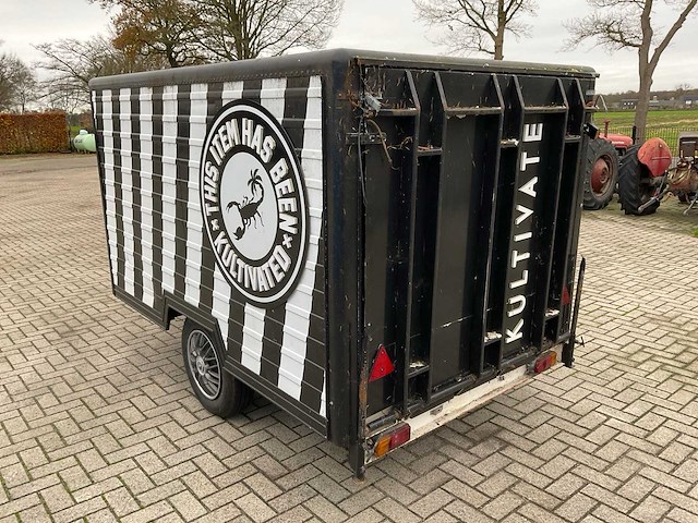 Dichte aanhangwagen - afbeelding 12 van  17