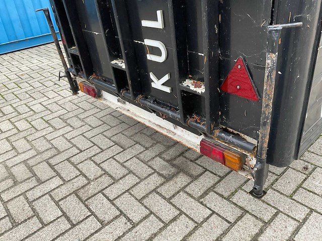 Dichte aanhangwagen - afbeelding 4 van  17