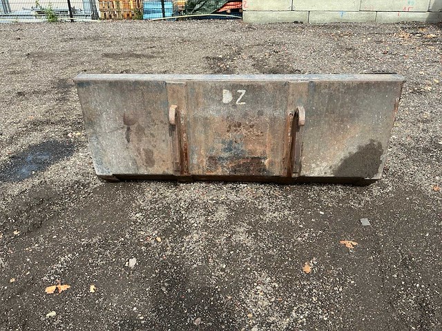Dichte bak 1750mm passend weidemann voorzetapparatuur - afbeelding 4 van  9
