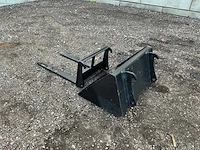 Dichte bak 770mm en lepelbord 550mm ongebruikt voorzetapparatuur - afbeelding 7 van  13