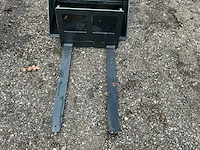 Dichte bak 770mm en lepelbord 550mm ongebruikt voorzetapparatuur - afbeelding 13 van  13