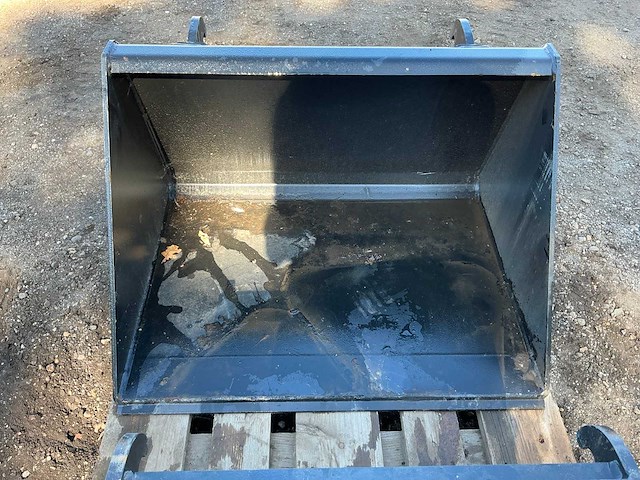 Dichte bak 770mm + lepel bord 545mm graafbak - afbeelding 5 van  13