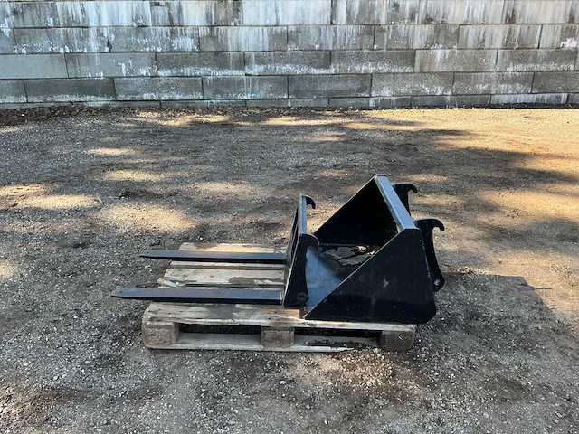 Dichte bak 770mm + lepel bord 545mm graafbak - afbeelding 6 van  13