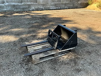 Dichte bak 770mm + lepel bord 545mm graafbak - afbeelding 1 van  13