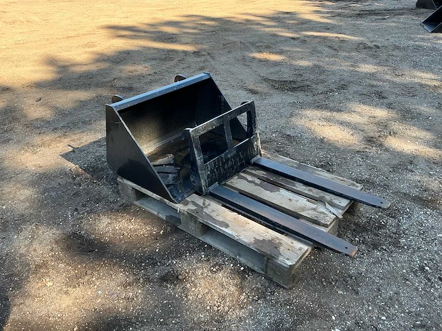 Dichte bak 770mm + lepel bord 545mm graafbak - afbeelding 11 van  13