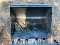 Dichte bak 770mm + lepel bord 545mm graafbak - afbeelding 1 van  5