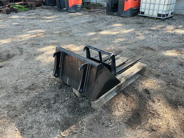 Dichte bak 770mm + lepel bord 545mm graafbak - afbeelding 2 van  5