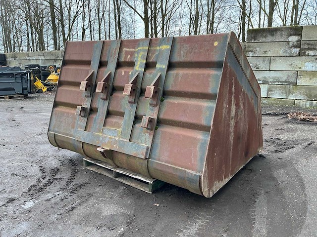 Dichte volume bak merlo 2520mm - voorzetapparatuur - afbeelding 6 van  10