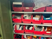 Dick magazijnkast met inhoud - afbeelding 4 van  12
