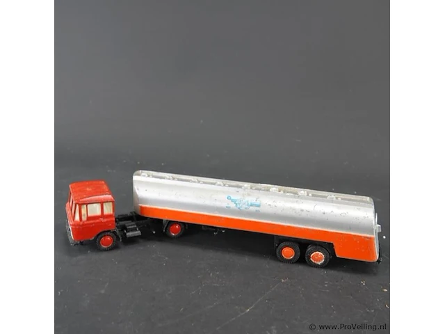 Die-cast lion car daf vrachtwagen met tankoplegger - afbeelding 2 van  6