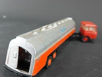 Die-cast lion car daf vrachtwagen met tankoplegger - afbeelding 3 van  6