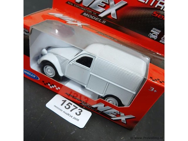 Die-cast schaalmodel citroën 2cv fourgonnette - afbeelding 3 van  5