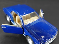 Die-cast schaalmodel ford mustang 1964. - afbeelding 3 van  5