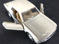 Die-cast schaalmodel ford mustang - afbeelding 2 van  3