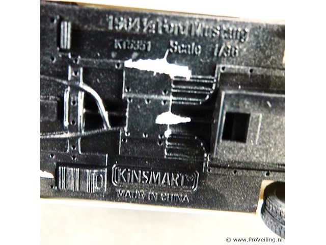 Die-cast schaalmodel ford mustang - afbeelding 3 van  3