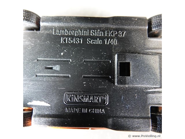 Die-cast schaalmodel lamborghini sion fkp37 - afbeelding 3 van  3