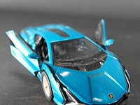 Die-cast schaalmodel lamborghini - afbeelding 4 van  5