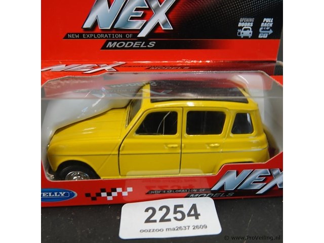 Die-cast schaalmodel renault 4 - afbeelding 2 van  5