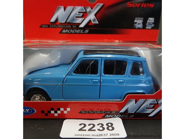 Die-cast schaalmodel van de klassieke renault 4 (r4/4l) - afbeelding 2 van  5
