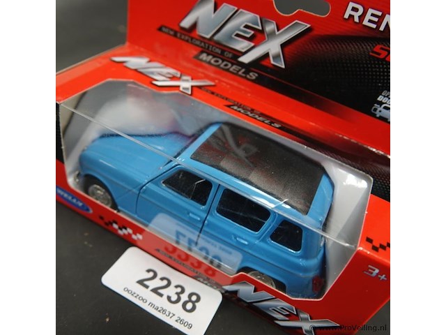 Die-cast schaalmodel van de klassieke renault 4 (r4/4l) - afbeelding 3 van  5